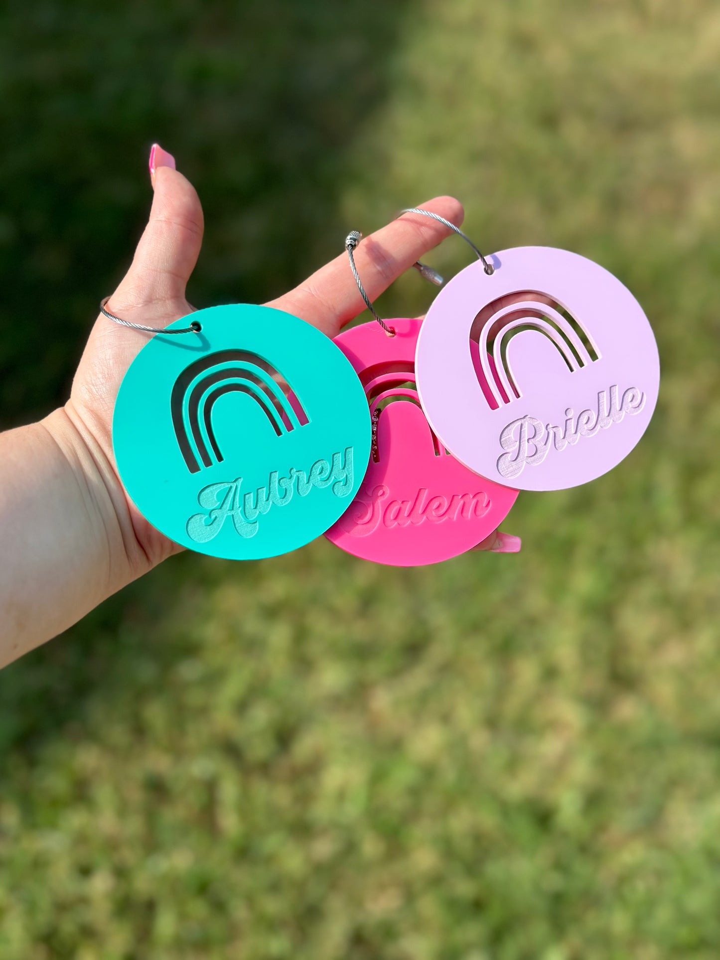 Circle rainbow bag tag