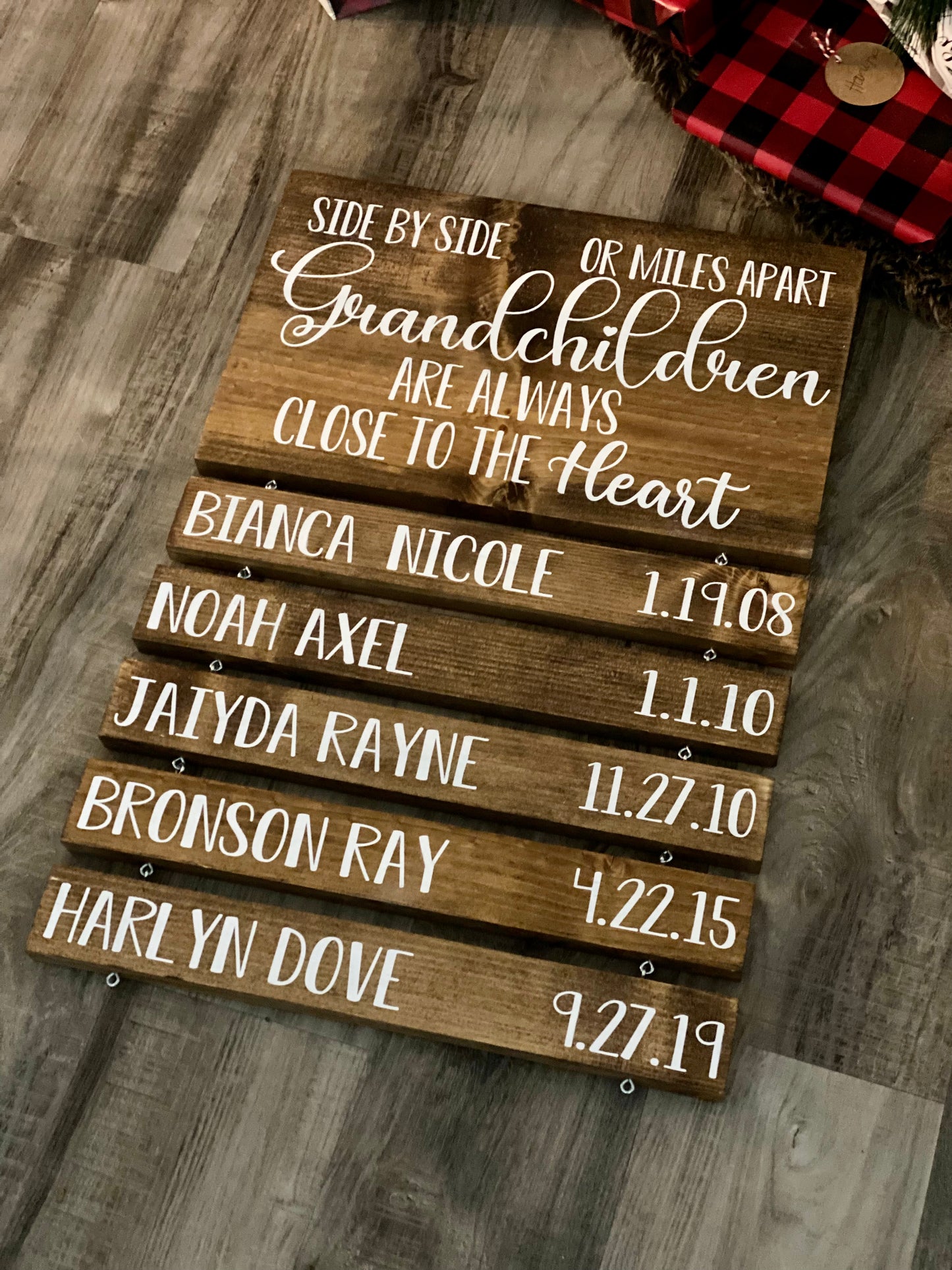 Side by side Grandchildren sign