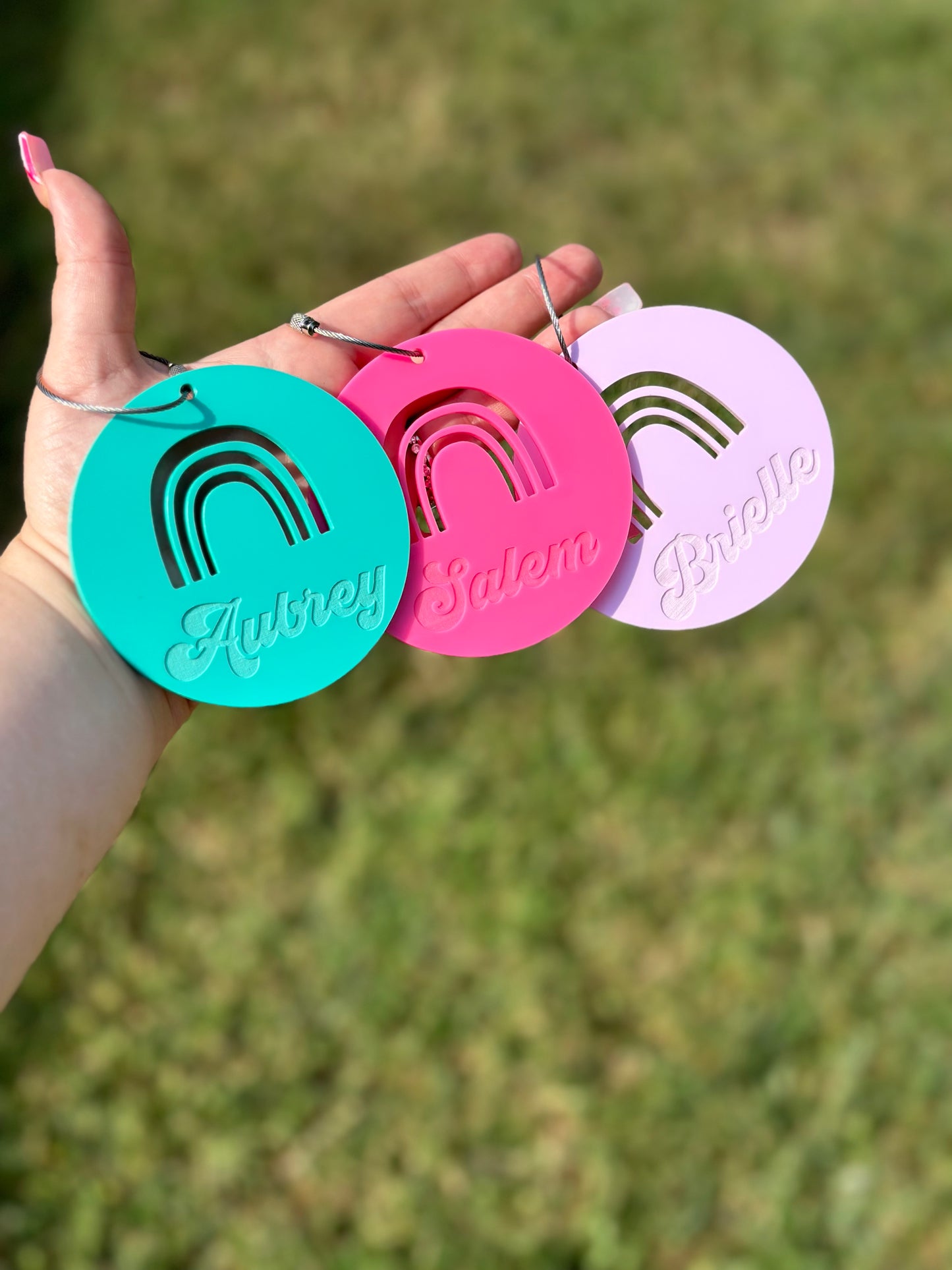 Circle rainbow bag tag