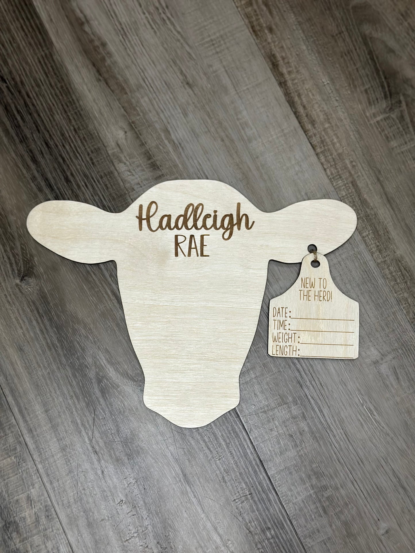 Calf footprint hospital plate with stats